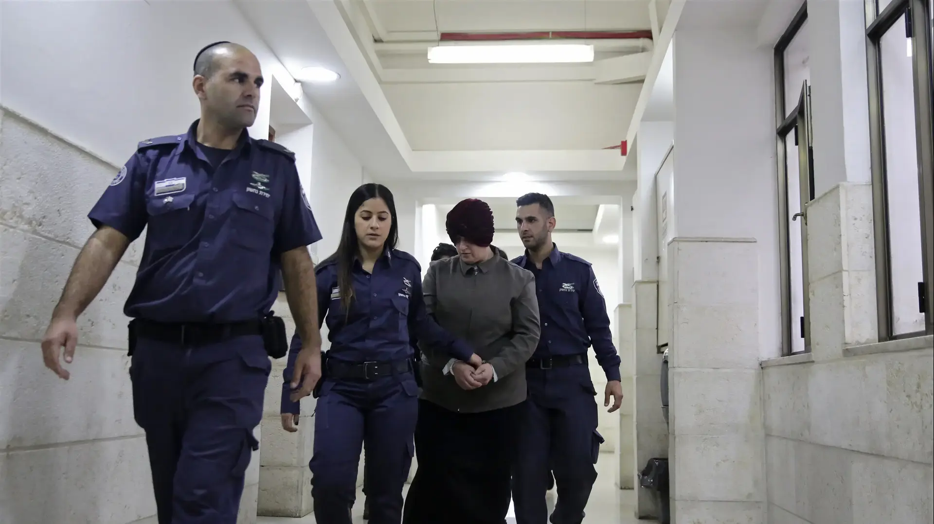 מלכה לייפר, מנהלת בית הספר באוסטרליה שחשוד בעבירות מין בתלמידותיה וישראל לא מסגירה בחזרה לשם, 28 בדצמבר 2019 מלכה לייפר, מנהלת בית הספר באוסטרליה שחשוד בעבירות מין בתלמידותיה וישראל לא מסגירה בחזרה לשם, 28 בדצמבר 2019