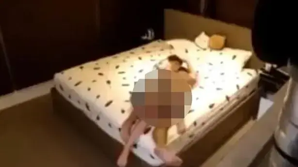 אישה בוגדת בארוס שלה עם הגיס שלה אישה בוגדת בארוס שלה עם הגיס שלה