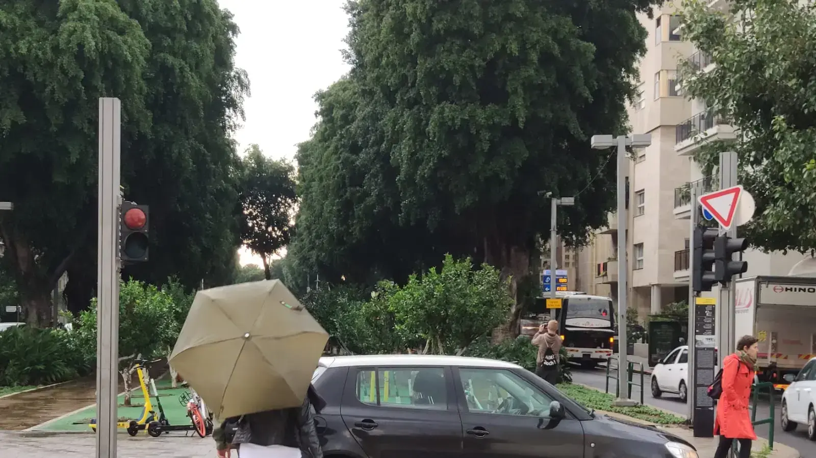מזג אוויר חורפי בתל אביב 2 בינואר 2019 מזג אוויר חורפי בתל אביב 2 בינואר 2019