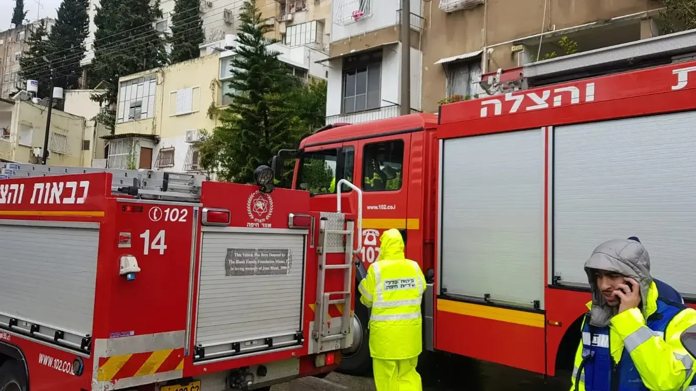הצפות ברחוב הנגב בחיפה, 8 בינואר 2020 הצפות ברחוב הנגב בחיפה, 8 בינואר 2020