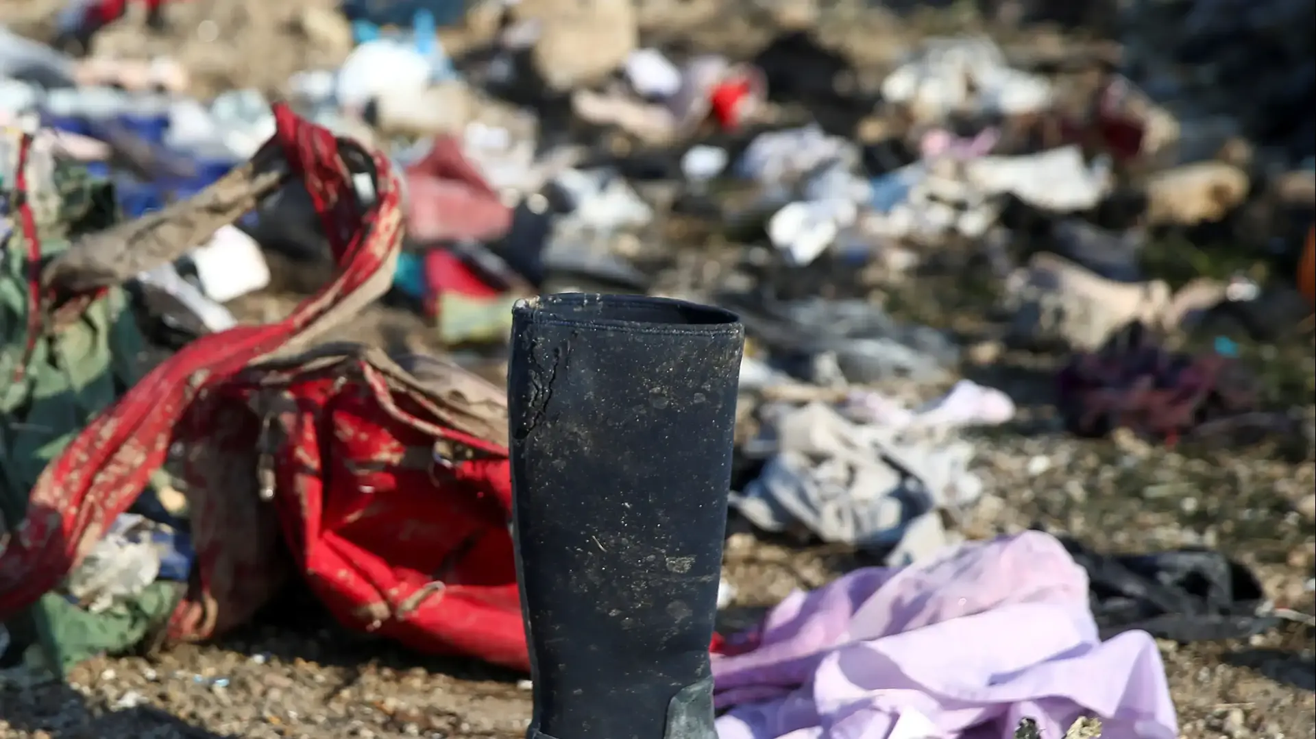 האתר בו התרסק מטוס אוקראינה אינטרנשיונל לאחר ההמראה משדה התעופה בטהראן, איראן, 8 בינואר 2020 האתר בו התרסק מטוס אוקראינה אינטרנשיונל לאחר ההמראה משדה התעופה בטהראן, איראן, 8 בינואר 2020
