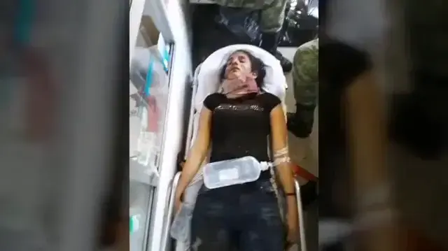 מקסיקו: מריה גוודלופה לופז אסקיבל בת ה- 21, חברת קרטל הסמים "חליסקו נואבה חנרסיון", נורתה במטווח אפס ומתה אחרי שחיילי קומנדו פשטו על הבית בו הסתתרה מקסיקו: מריה גוודלופה לופז אסקיבל בת ה- 21, חברת קרטל הסמים "חליסקו נואבה חנרסיון", נורתה במטווח אפס ומתה אחרי שחיילי קומנדו פשטו על הבית בו הסתתרה
