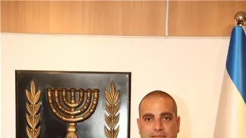 אופיר כץ אופיר כץ