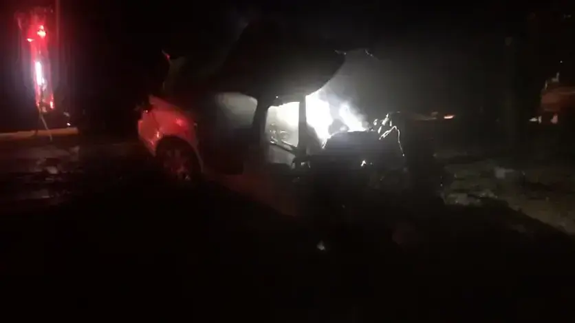 אדם נהרג בהתנגשות בין רכב פרטי למשאית בכביש 90 - ה-19 לינואר 2020 אדם נהרג בהתנגשות בין רכב פרטי למשאית בכביש 90 - ה-19 לינואר 2020