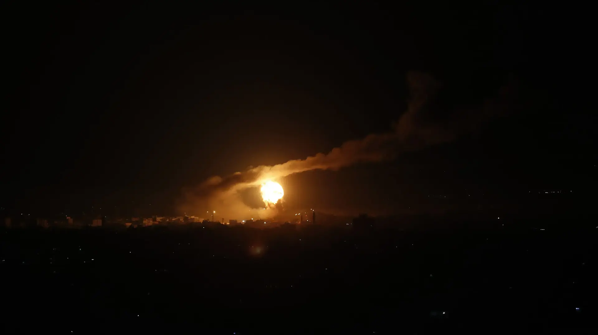 תקיפת חיל האוויר בצפון רצועת עזה ב-15 בינואר 2020 תקיפת חיל האוויר בצפון רצועת עזה ב-15 בינואר 2020