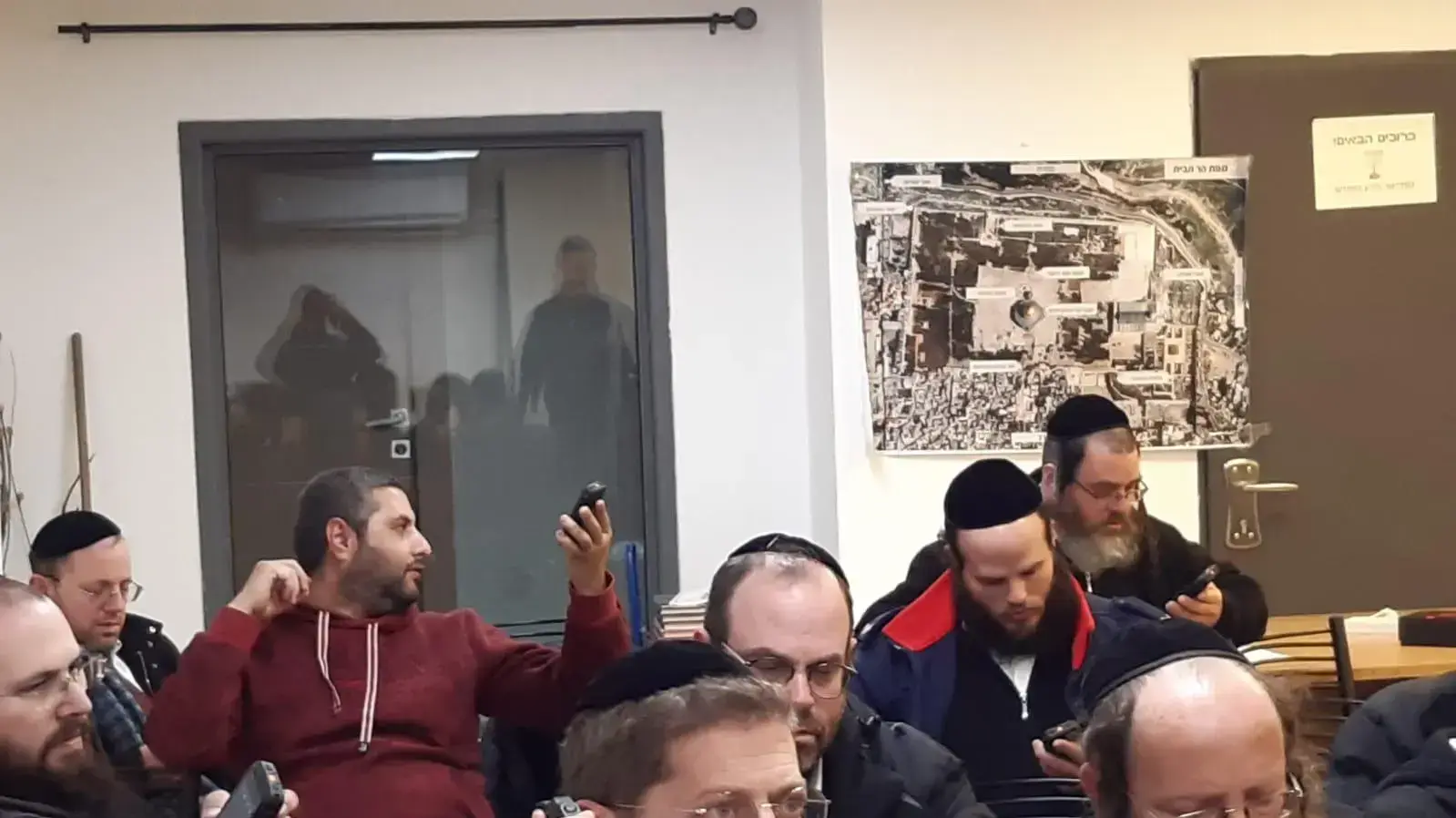 אברהם גלבמן (מימין למטה) מתנדב זק"א שנהרג בתאונת דרכים בשומרון, 22 בינואר 2020 אברהם גלבמן (מימין למטה) מתנדב זק"א שנהרג בתאונת דרכים בשומרון, 22 בינואר 2020