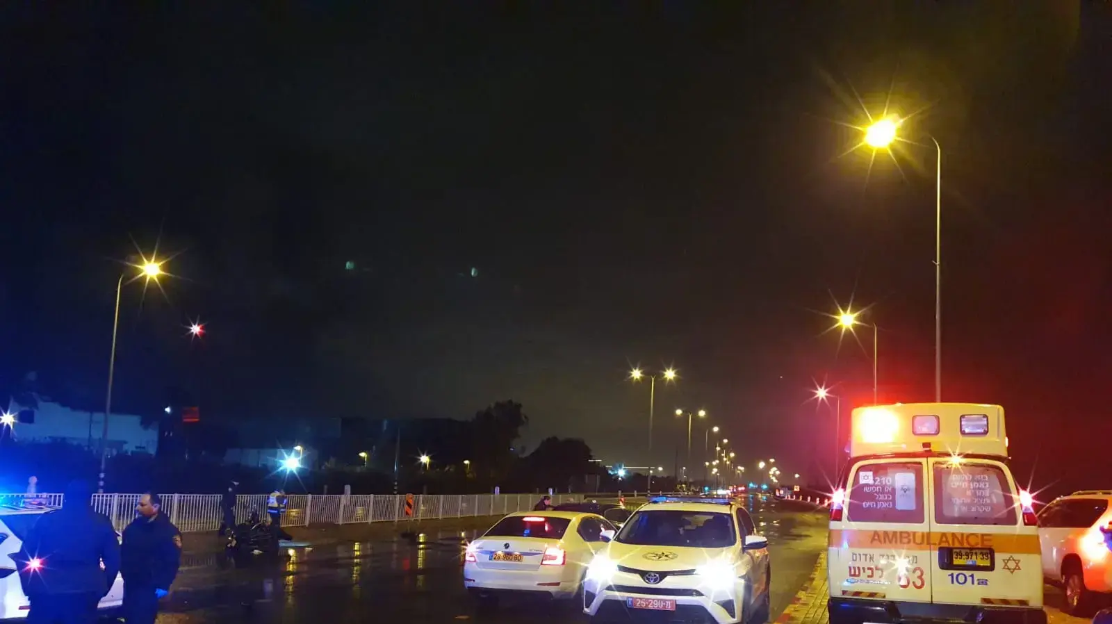 זירת התאונה בה נהרג רוכב אופנוע כבן 34, בכביש 4 סמוך לשדה עוזיהו. 24 בינואר 2020 זירת התאונה בה נהרג רוכב אופנוע כבן 34, בכביש 4 סמוך לשדה עוזיהו. 24 בינואר 2020