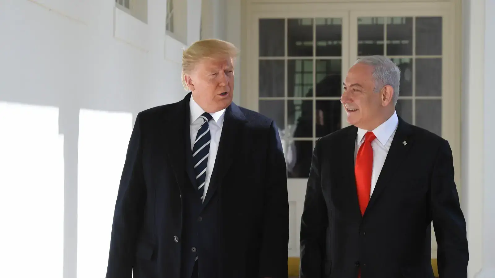 ראש הממשלה נתניהו מתקבל ע"י הנשיא טראמפ בבית הלבן 27 ביולי 2020 ראש הממשלה נתניהו מתקבל ע"י הנשיא טראמפ בבית הלבן 27 ביולי 2020