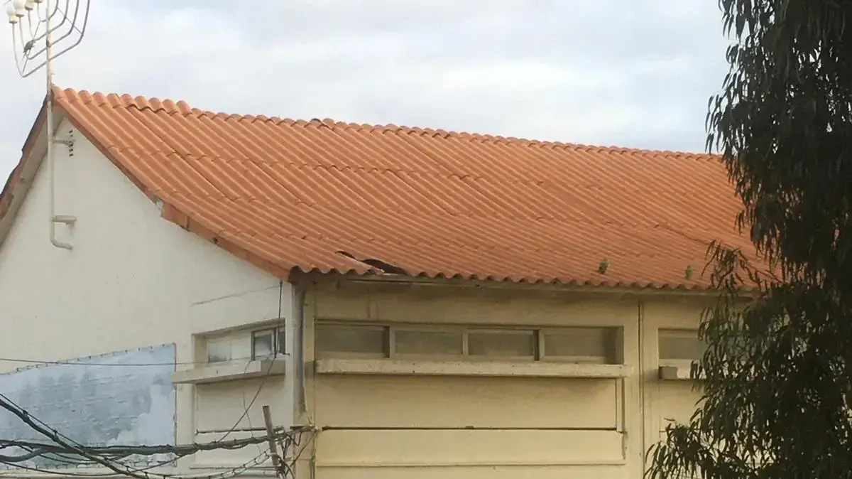 הורי ביה״ס היסודי ״הנדיב״ בבנימינה, משביתים את הלימודים בשל מפגע אסבסט, 28 בינואר 2020 הורי ביה״ס היסודי ״הנדיב״ בבנימינה, משביתים את הלימודים בשל מפגע אסבסט, 28 בינואר 2020