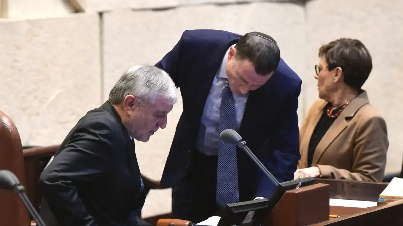מאיר כהן ויולי אדלשטיין, מליאת הכנסת, 28 בינואר 2020 מאיר כהן ויולי אדלשטיין, מליאת הכנסת, 28 בינואר 2020