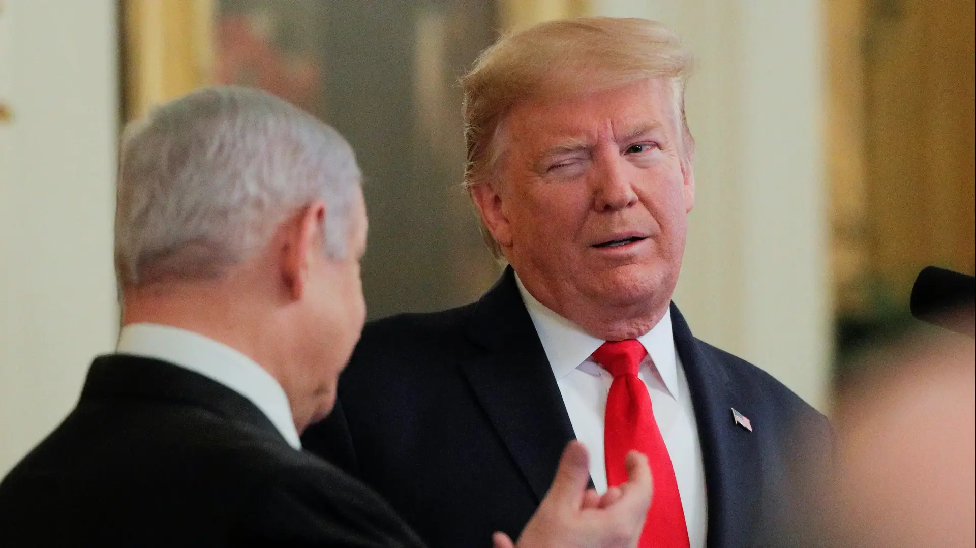 נשיא ארה"ב, דונלד טראמפ וראש הממשלה בנימין נתניהו במהלך הצגת תוכנית המאה 28 בינואר 2020