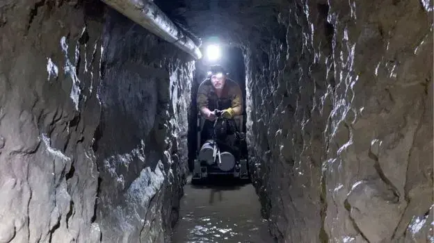 מנהרת הברחה בגבול ארה"ב - מקסיקו מנהרת הברחה בגבול ארה"ב - מקסיקו