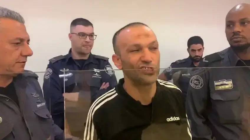 החל הדיון בהכרעת הדין של אשרף טחימר, תושב שפרעם, שהואשם 
ברצח שכנתו בת ה-40 בדקירות בעת שישנה עם שני ילדיה בביתה