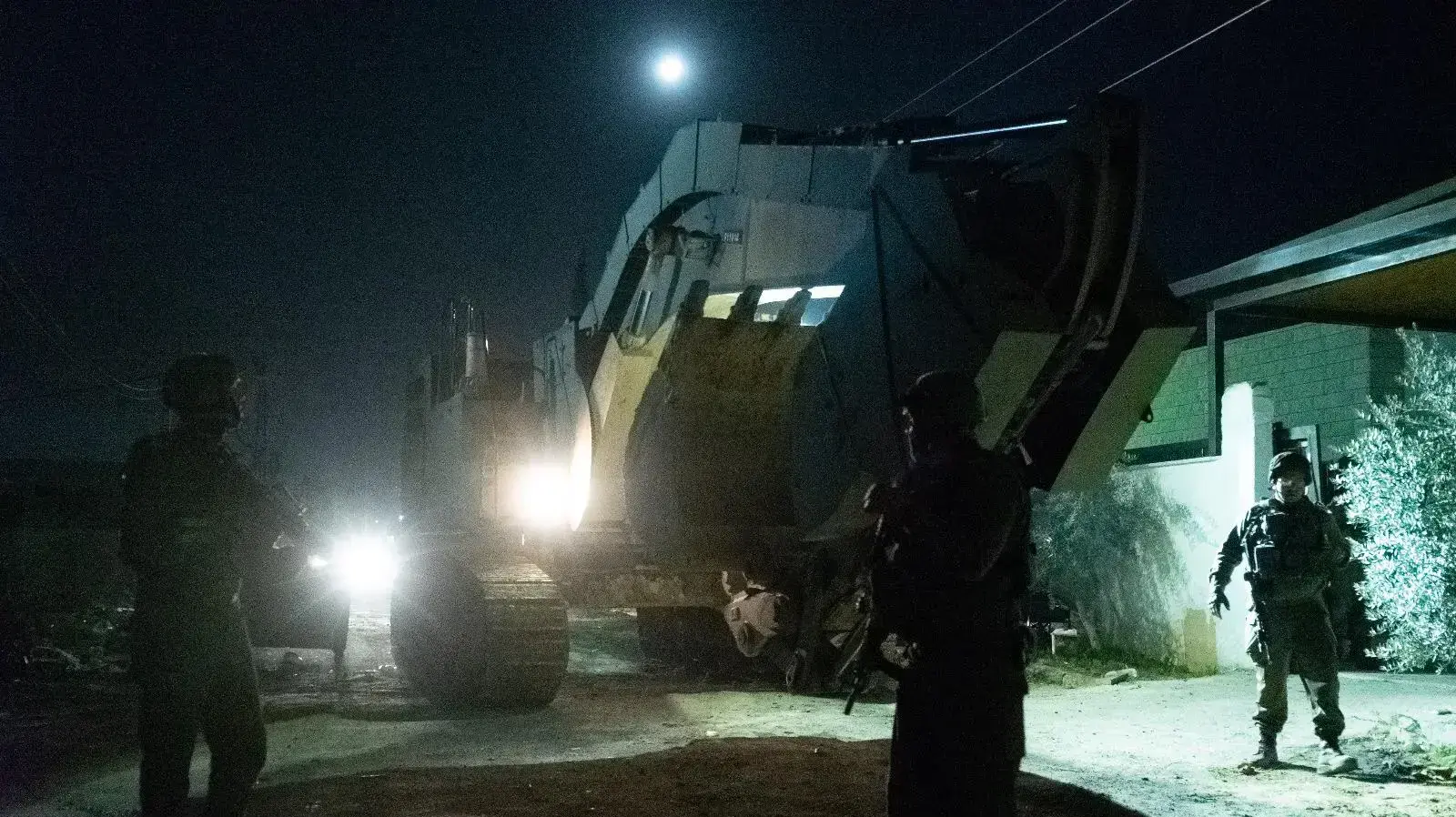 פעילות צה"ל בג'נין במהלך הריסת בית המחבל שהיה מעורב ברצח הרב רזיאל שבח בחוות גלעד - ה-6 לפברואר 2020 פעילות צה"ל בג'נין במהלך הריסת בית המחבל שהיה מעורב ברצח הרב רזיאל שבח בחוות גלעד - ה-6 לפברואר 2020