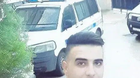 איש המשטרה הפלסטינית בשם טארק בדוואן שנפצע קשה בג'נין איש המשטרה הפלסטינית בשם טארק בדוואן שנפצע קשה בג'נין