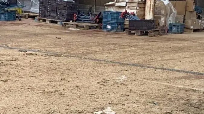 בלונים מחוברים לחפץ חשוד נמצאו במשק חקלאי במושב ניר משה, שבמועצה האזורית מרחבים. 7 בפברואר 2020 בלונים מחוברים לחפץ חשוד נמצאו במשק חקלאי במושב ניר משה, שבמועצה האזורית מרחבים. 7 בפברואר 2020