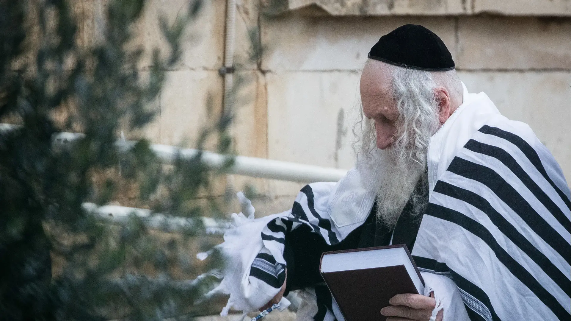 אליעזר ברלנד מובל לבית המשפט השלום בירושלים לקראת הארכת מעצרו 9 בפברואר 2020