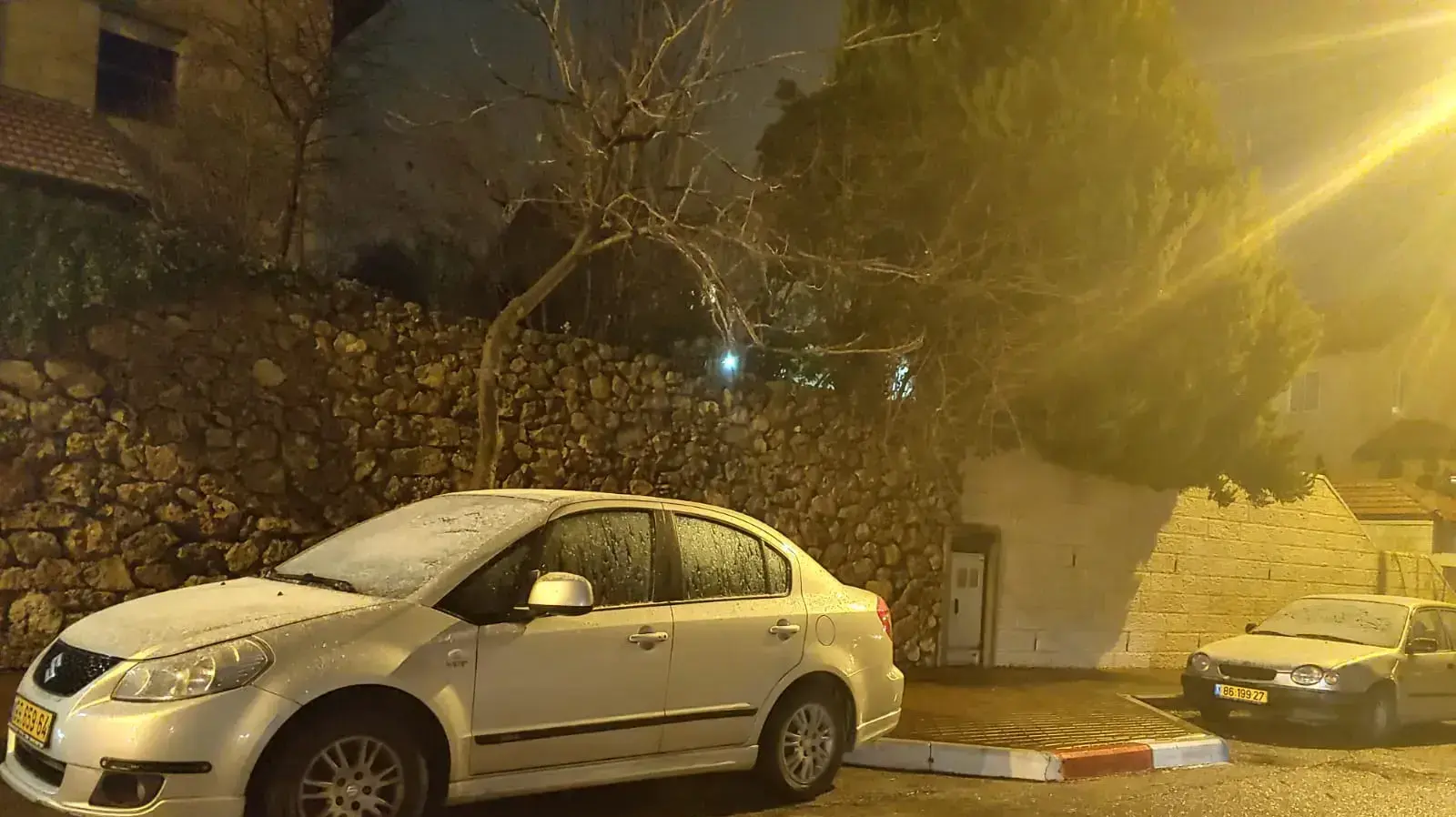 שלג בנווה דניאל שבגוש עציון, 9 בפברואר 2020 שלג בנווה דניאל שבגוש עציון, 9 בפברואר 2020