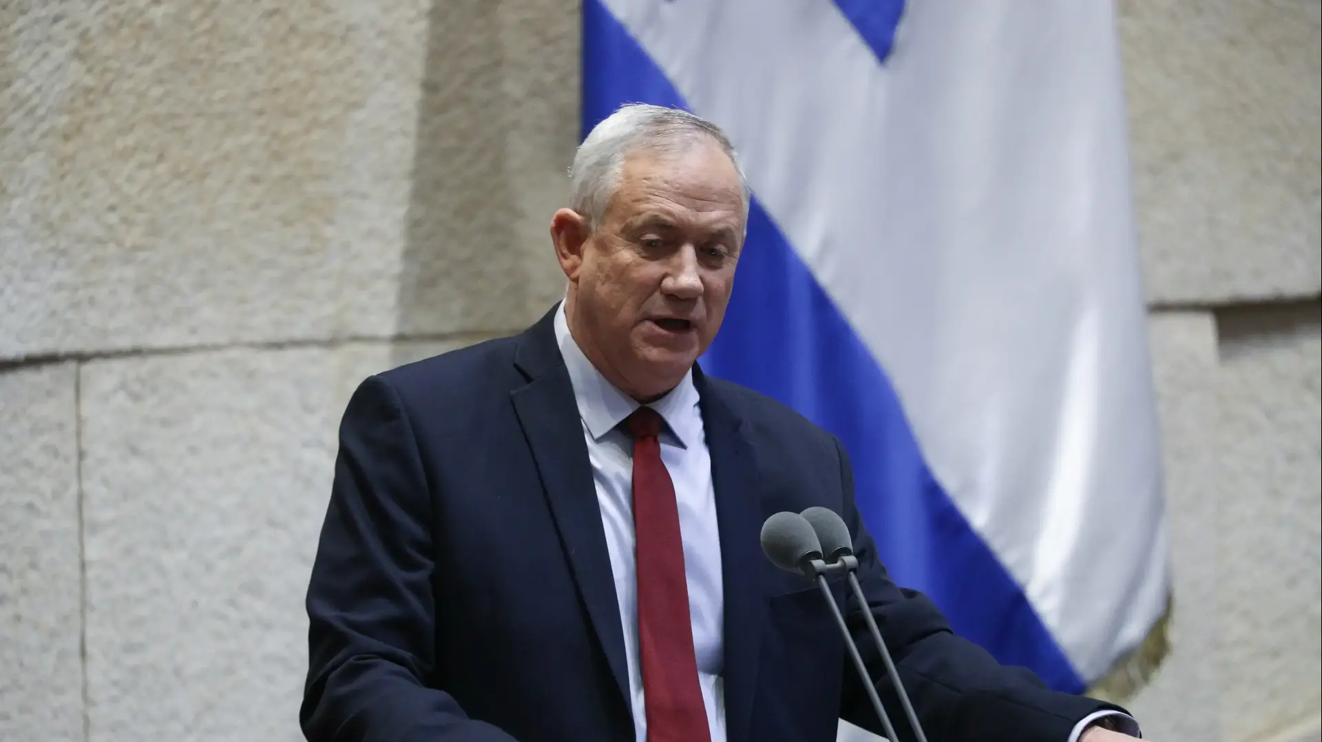 בני גנץ בנאום במליאת הכנסת, 10 בפברואר 2020 בני גנץ בנאום במליאת הכנסת, 10 בפברואר 2020