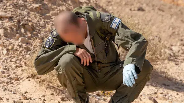 נמצאה קסדתו של חלל צה"ל, טייס קרב בחיל-האוויר, רב-סרן דניאל (דני) גורי ז"ל, בנחל פארן, גורי ז"ל נפל בשנת 1984 במהלך טיסת אימונים בדרום הארץ. נמצאה קסדתו של חלל צה"ל, טייס קרב בחיל-האוויר, רב-סרן דניאל (דני) גורי ז"ל, בנחל פארן, גורי ז"ל נפל בשנת 1984 במהלך טיסת אימונים בדרום הארץ.