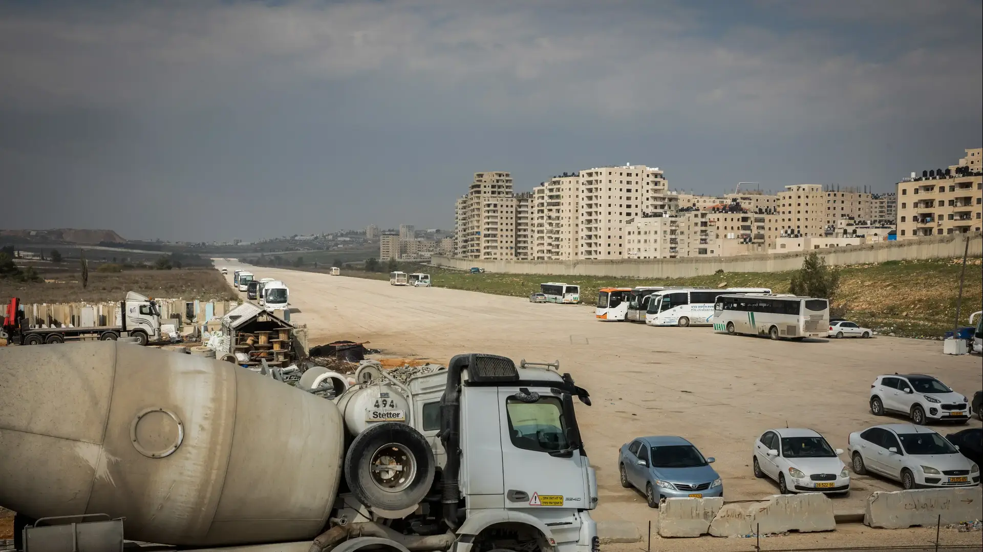 מראה משדה התעופה בעטרות ליד קלנדיה, 18 בפברואר 2020 מראה משדה התעופה בעטרות ליד קלנדיה, 18 בפברואר 2020