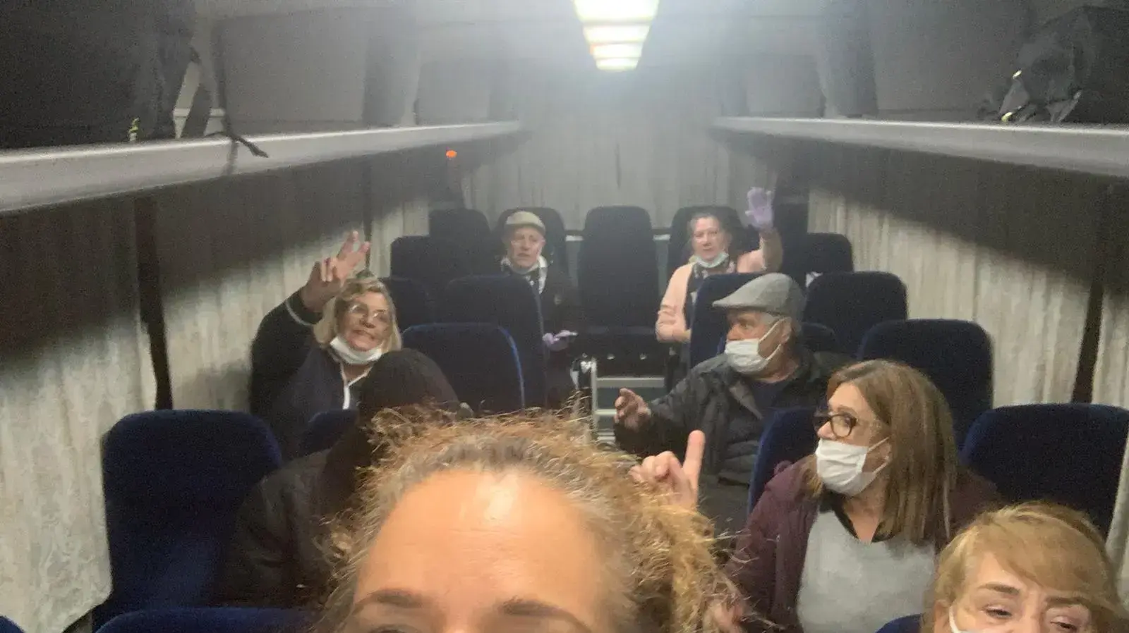 ההישראלים מספינת הקורונה בדרכם לשדה התעופה ביפן לקראת הגעתם לישראל 20 בפבראור 2020 ההישראלים מספינת הקורונה בדרכם לשדה התעופה ביפן לקראת הגעתם לישראל 20 בפבראור 2020