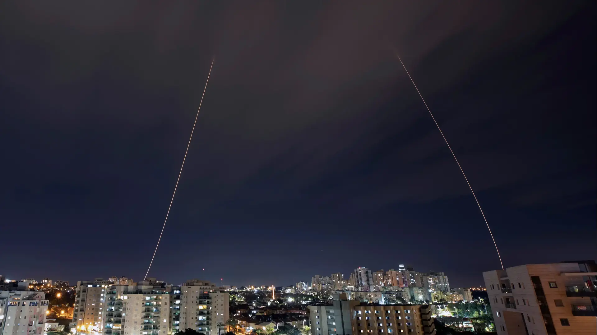 הפעלת כיפת ברזל במהלך שיגור רקטה מעזה לשטח ישראל 23 בפברואר 2020 הפעלת כיפת ברזל במהלך שיגור רקטה מעזה לשטח ישראל 23 בפברואר 2020