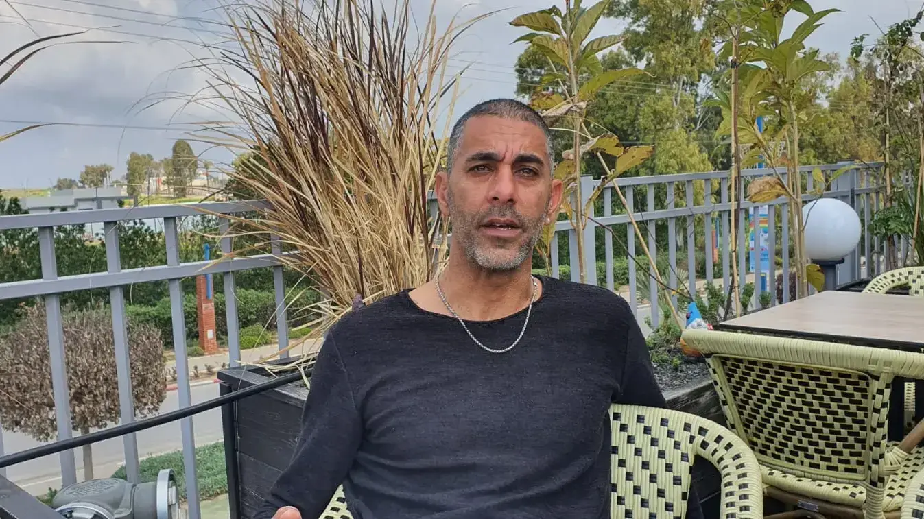 שלומי אלייקם בעל עסק במתחם הקניות בשדרות 24 בפברואר 2020 שלומי אלייקם בעל עסק במתחם הקניות בשדרות 24 בפברואר 2020
