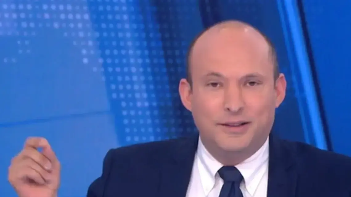 נפתלי בנט נוטש את האולפן של רינה מצליח בתכנית פגוש את העיתונות נפתלי בנט נוטש את האולפן של רינה מצליח בתכנית פגוש את העיתונות