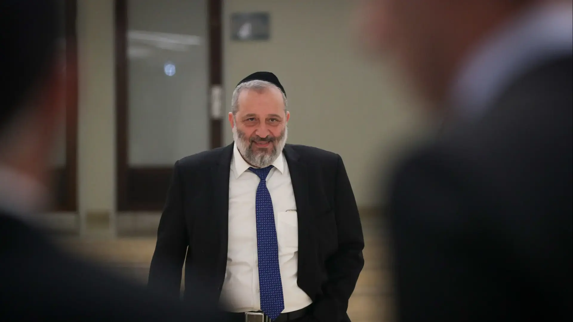 יו"ר ש"ס, אריה דרעי בדרכו לישיבת בלוק הימין בכנסת 3 בפברואר 2020 יו"ר ש"ס, אריה דרעי בדרכו לישיבת בלוק הימין בכנסת 3 בפברואר 2020