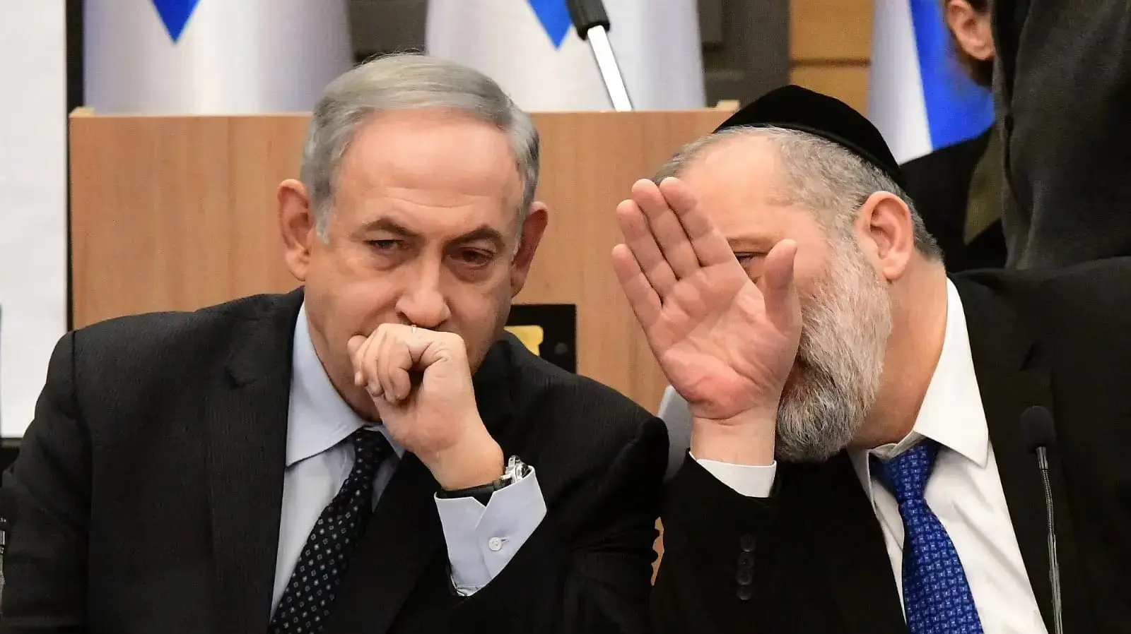 ראש הממשלה, בנימין נתניהו ושר הפנים אריה דרעי במהלך כינוס בלוק הימין בכנסת 4 במרץ 2020 ראש הממשלה, בנימין נתניהו ושר הפנים אריה דרעי במהלך כינוס בלוק הימין בכנסת 4 במרץ 2020