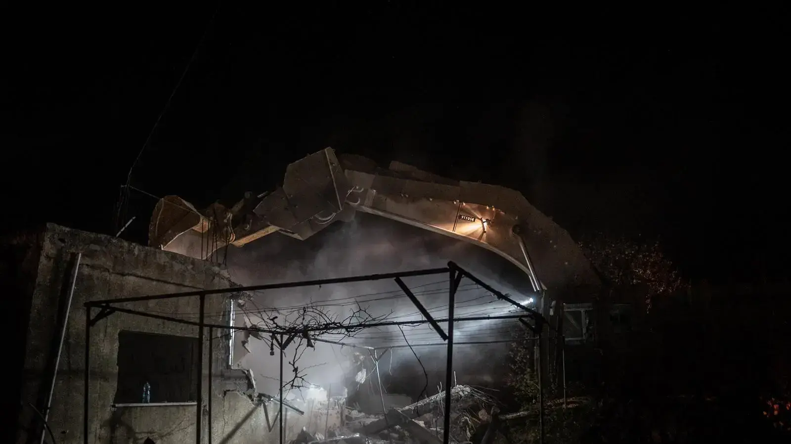 הריסת בתי המחבלים שרצחו את רנה שנרב ברמאללה 5 במרץ 2020 הריסת בתי המחבלים שרצחו את רנה שנרב ברמאללה 5 במרץ 2020