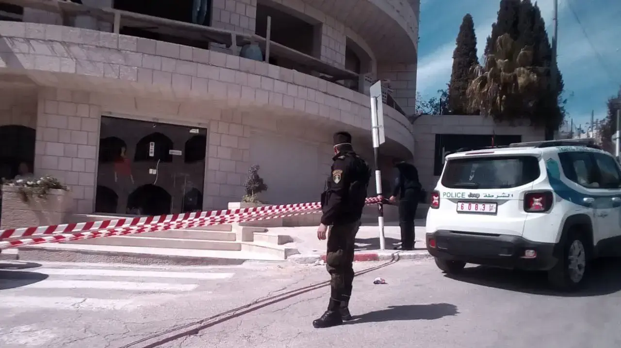 הפיכת מלון אנג'ל בבית ג'אלה למרכז הסגר ומרכז התמכרות בבית לחם למקום מיון למקרי חולים הנגועים בקורונה 5 במרץ 2020 הפיכת מלון אנג'ל בבית ג'אלה למרכז הסגר ומרכז התמכרות בבית לחם למקום מיון למקרי חולים הנגועים בקורונה 5 במרץ 2020