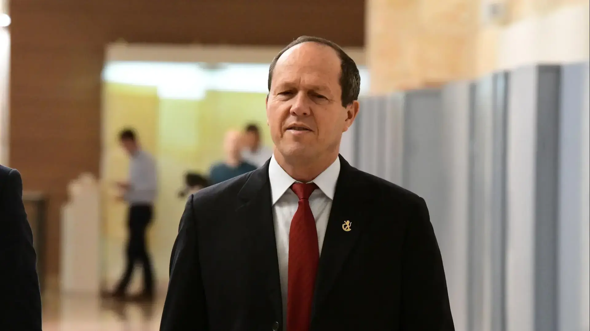 ניר ברקת בדרכו לישיבת בלוק הימין בכנסת 5 מרץ 2020 ניר ברקת בדרכו לישיבת בלוק הימין בכנסת 5 מרץ 2020