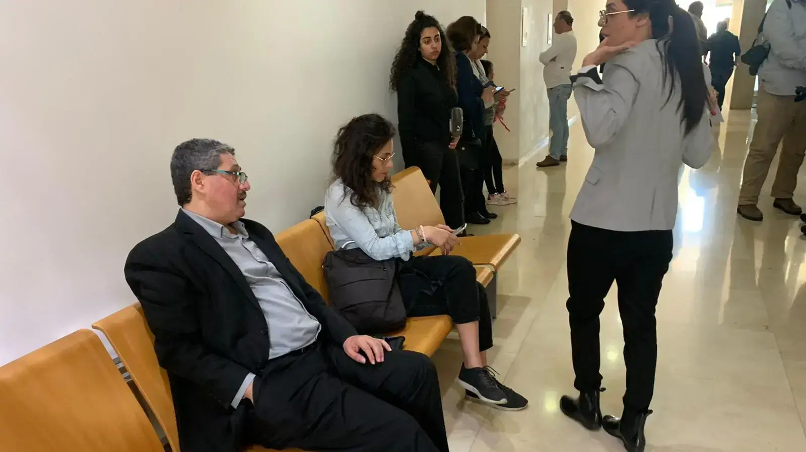  ג׳עפר פרח מעיד במשפט נגד השוטר ליאור חתם, בית משפט השלום חיפה, 8 במרץ 2020