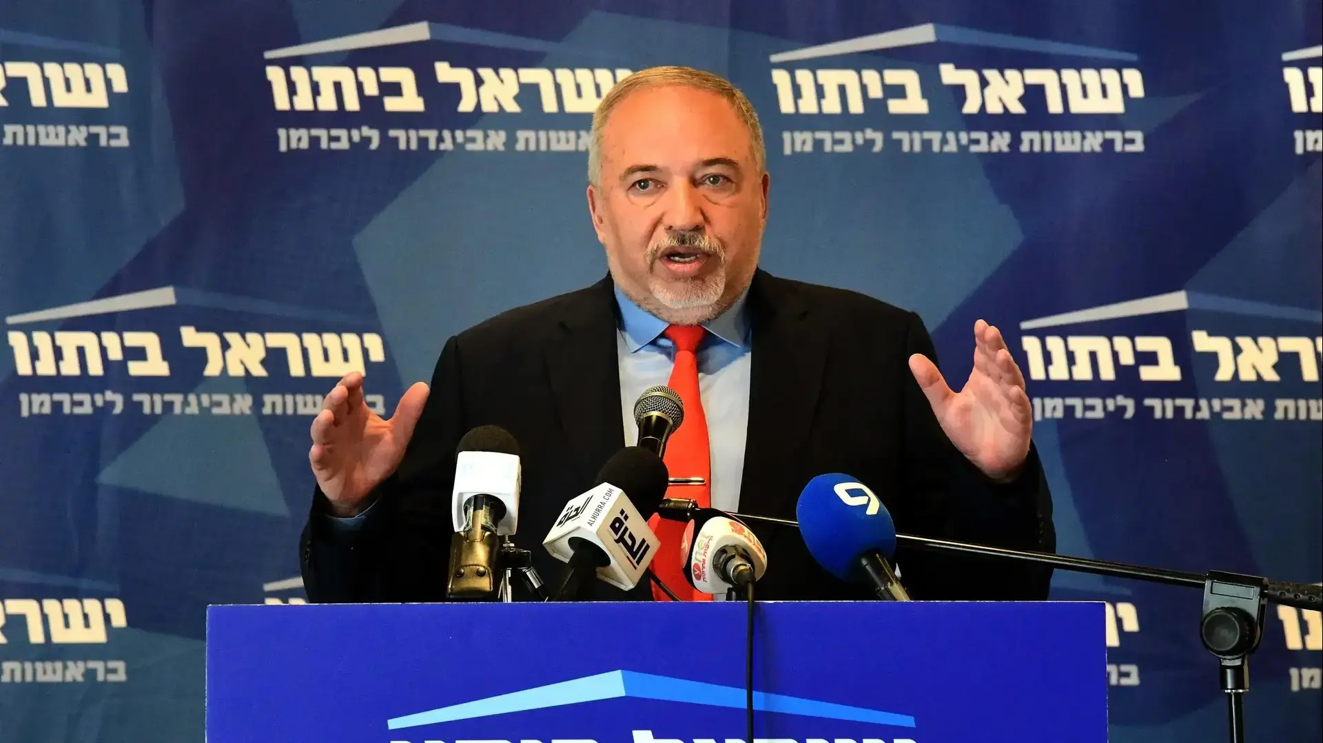 אביגדור ליברמן בישיבת סיעה, 11 במרץ 2020 אביגדור ליברמן בישיבת סיעה, 11 במרץ 2020