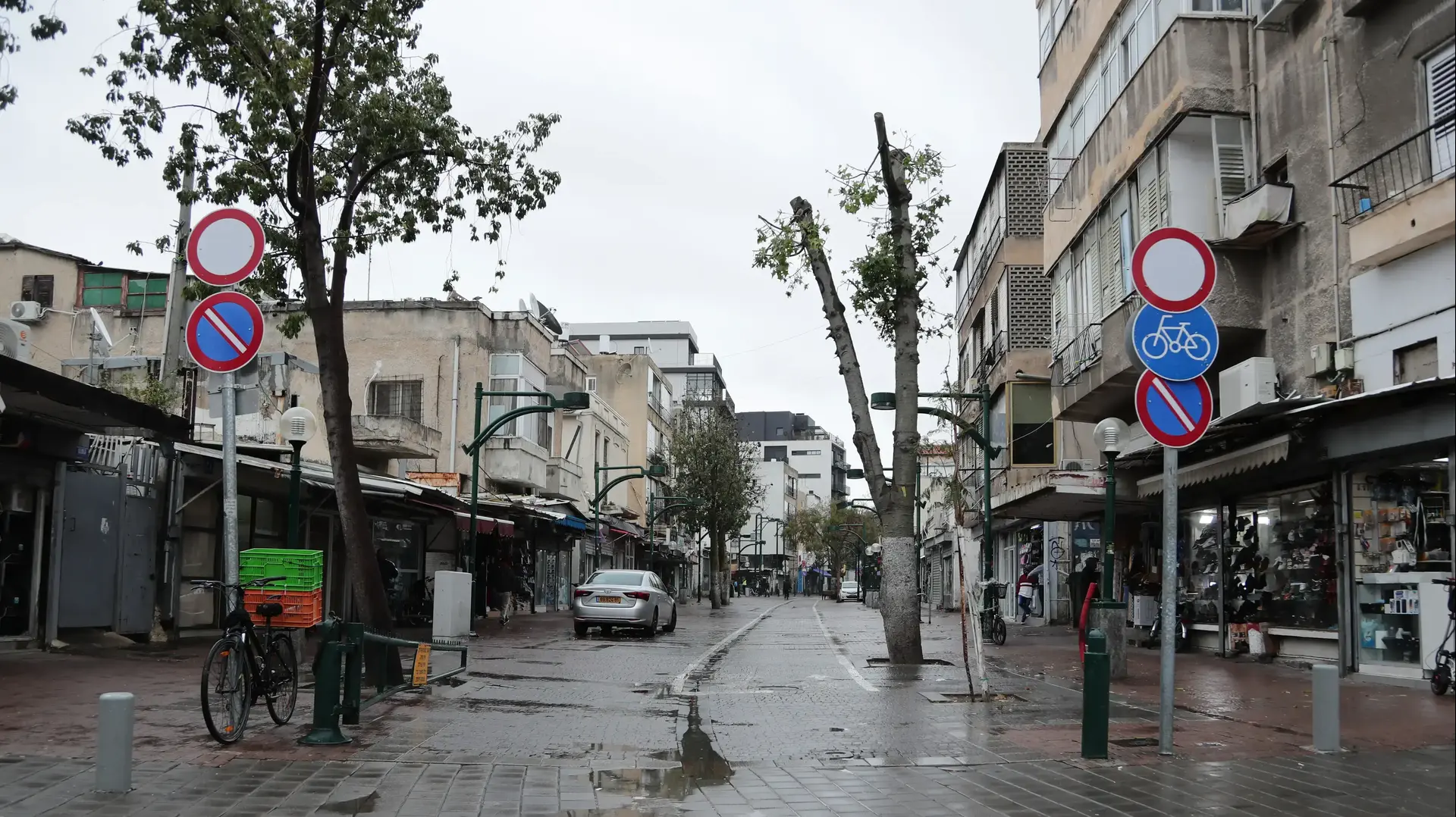 רחובות דרום תל אביב ריקים מאנשים בעקבות הנחיות משרד הבריאות 
17 במרץ 2020