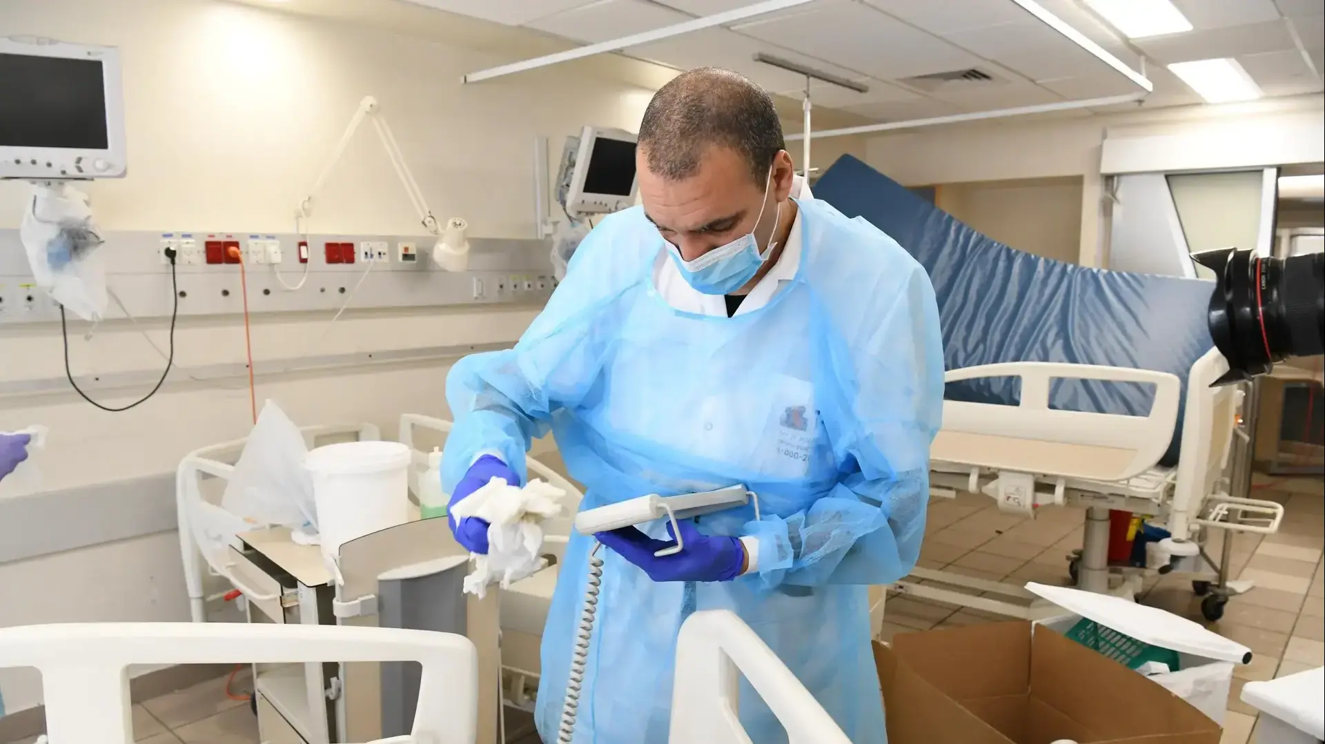 מחלקת חולי הקורונה בבית החולים איכילוב בתל אביב 19 במרץ 2020 מחלקת חולי הקורונה בבית החולים איכילוב בתל אביב 19 במרץ 2020
