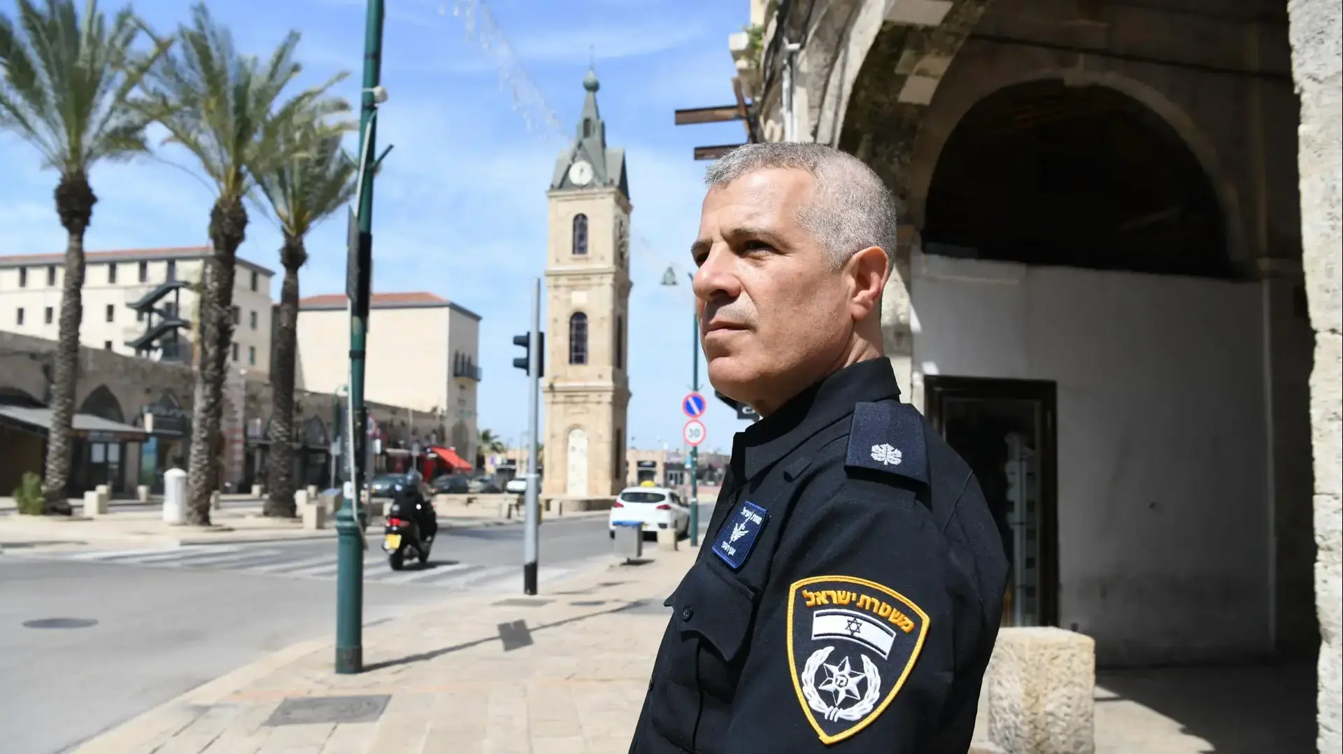 אכיפת משטרת ישראל ברחובות תל אביב - יפו לאחר הנחיות משרד הבריאות לצורך מניעת התפשוטת נגיף הקורונה 26 במרץ 2020 אכיפת משטרת ישראל ברחובות תל אביב - יפו לאחר הנחיות משרד הבריאות לצורך מניעת התפשוטת נגיף הקורונה 26 במרץ 2020