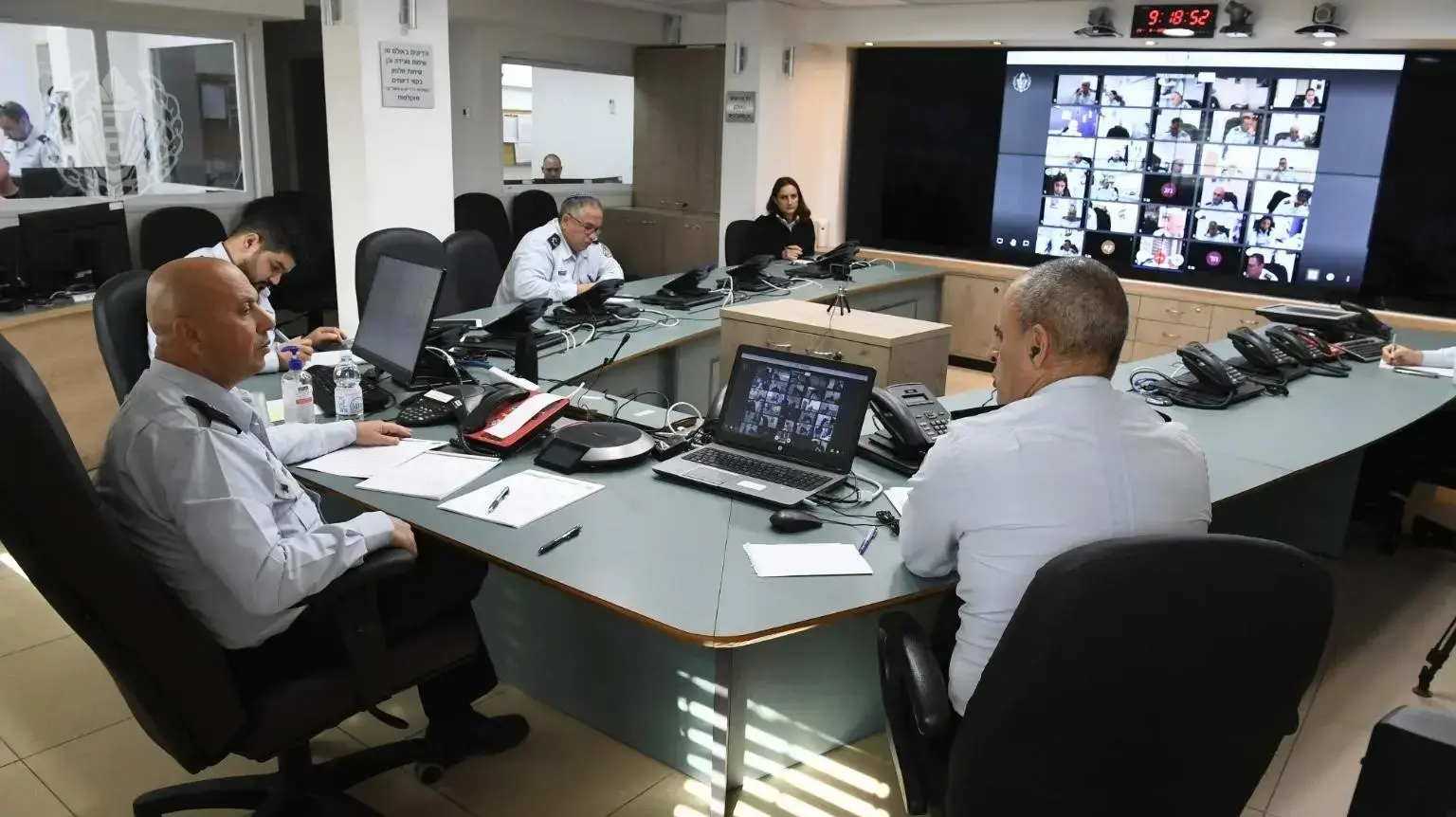 הערכות שב"ס לקראת תרחישים אשר צפויים בעקבות התפשטות נגיף הקורונה 29 במרץ 2020 הערכות שב"ס לקראת תרחישים אשר צפויים בעקבות התפשטות נגיף הקורונה 29 במרץ 2020