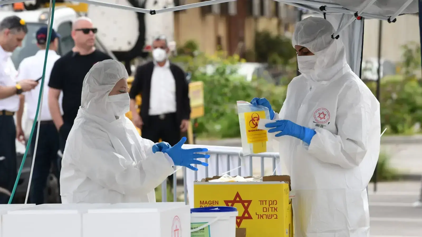 מתחם בדיקות קורונה בבני ברק, 31 במרץ 2020 מתחם בדיקות קורונה בבני ברק, 31 במרץ 2020