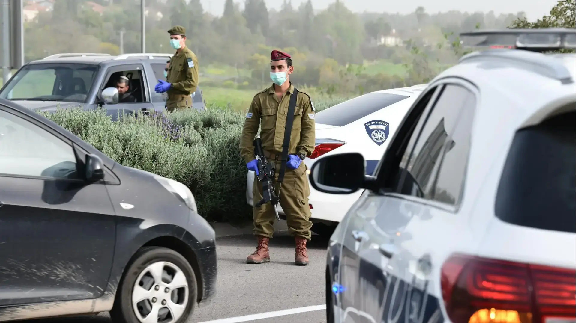 חיילי צה"ל הצטרפו לשוטרי משטרת ישראל הפרוסים ברחבי הארץ במאמץ להגביר את האכיפה ברחובות, מודיעין, 31 במרץ 2020