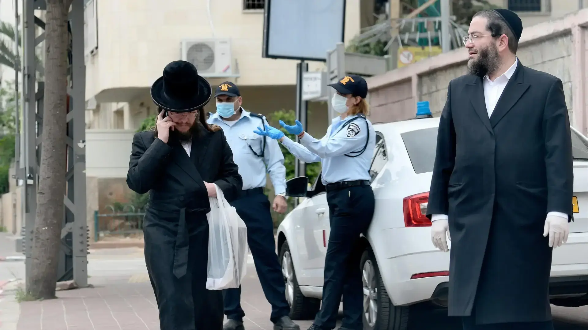 הכנות לפסח בבני ברק, 31 במרץ 2020 הכנות לפסח בבני ברק, 31 במרץ 2020