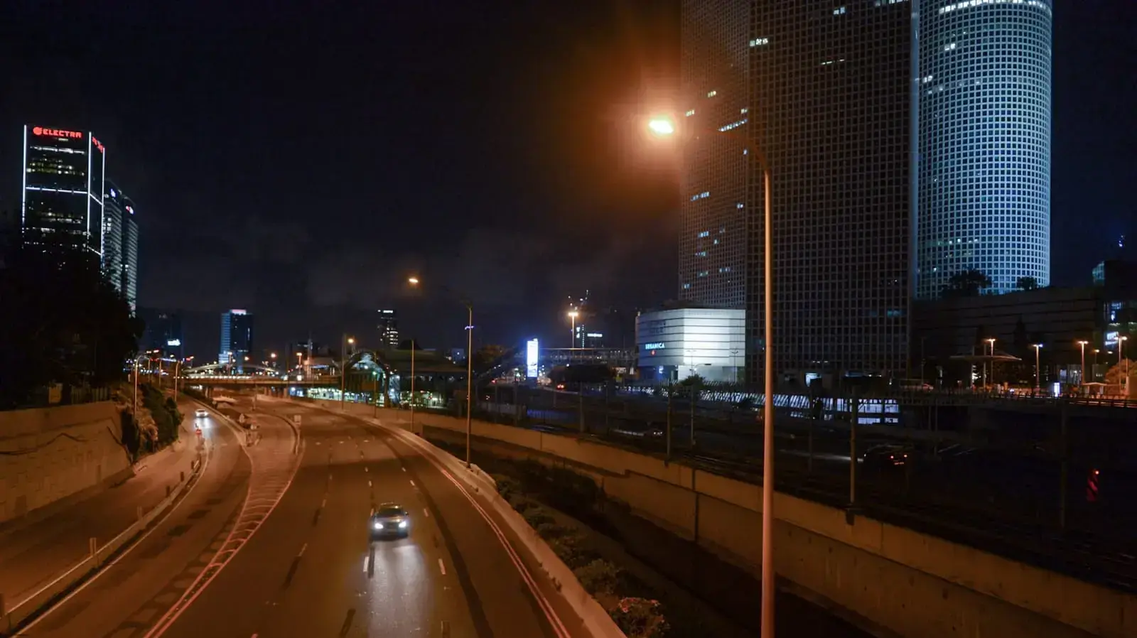 סגר בתל אביב, דרך איילון מחלף השלום, 7 באפריל סגר בתל אביב, דרך איילון מחלף השלום, 7 באפריל