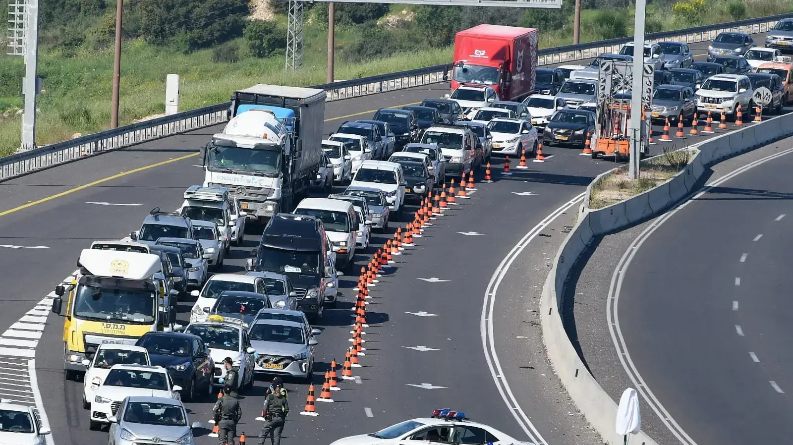 מחסומים בכניסה לירושלים, מחלף חמד, 14 באפריל 2020