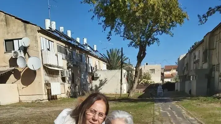 אסתר נהון אסתר נהון