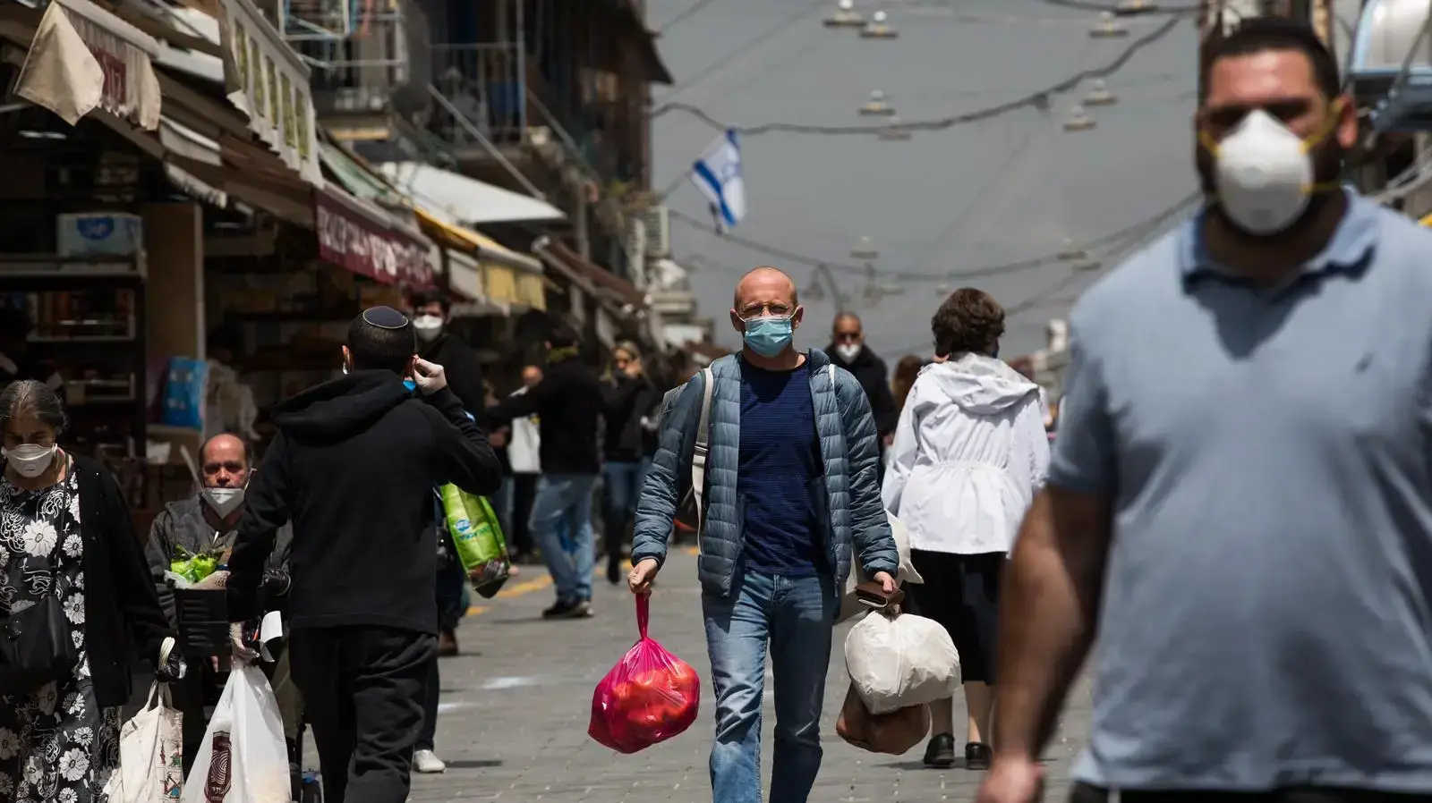 שוק מחנה יהודה בירושלים במהלך משבר הקורונה, 17 באפריל 2020 שוק מחנה יהודה בירושלים במהלך משבר הקורונה, 17 באפריל 2020