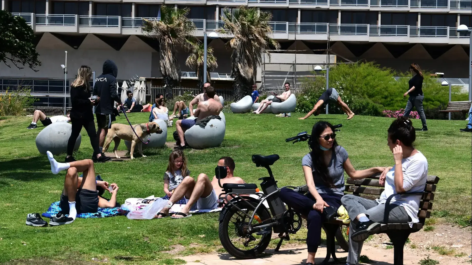 חוף תל ברוך, תל אביב 18 באפריל 2020 חוף תל ברוך, תל אביב 18 באפריל 2020