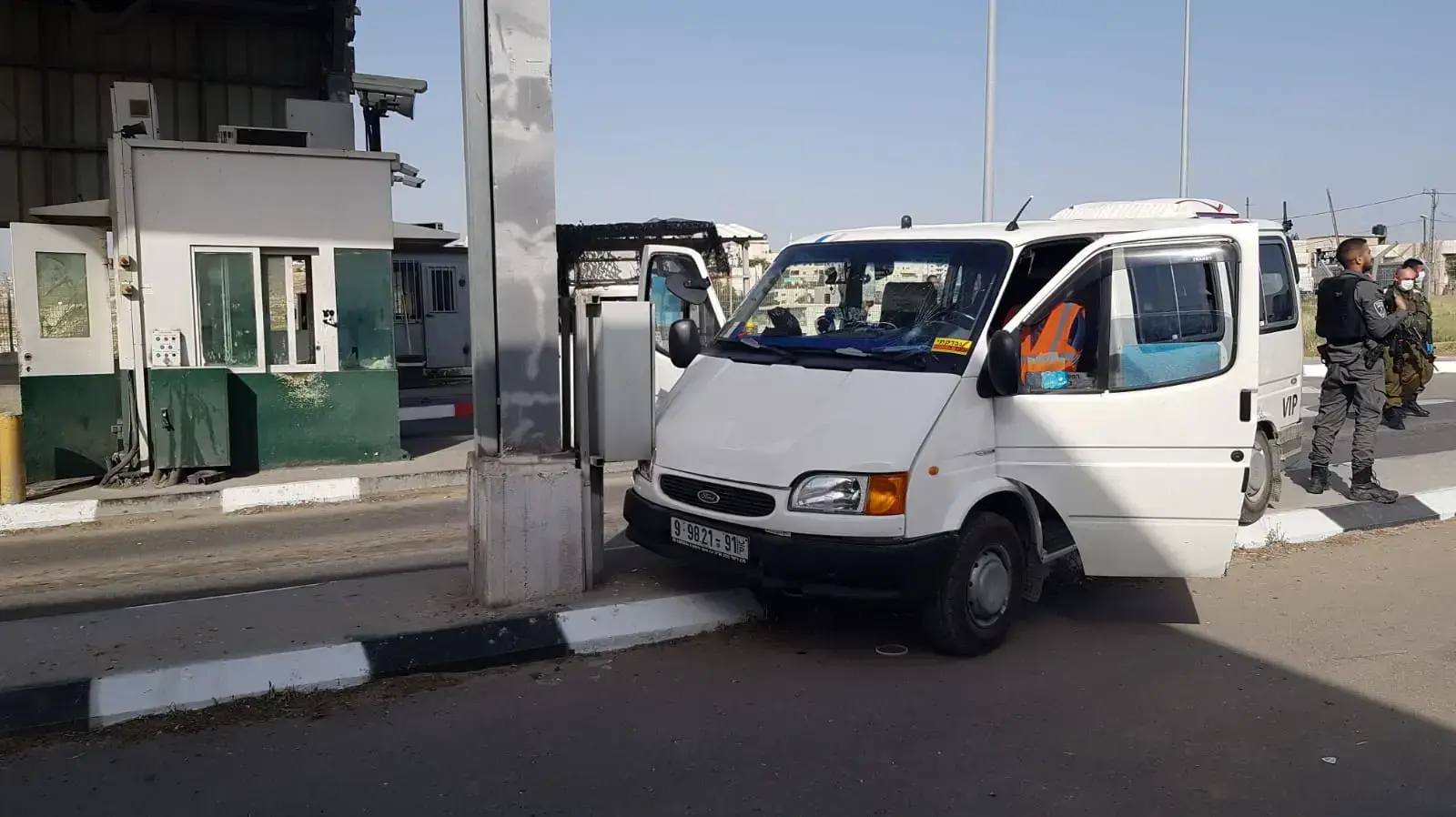זירת פיגוע דקירה ודריסה במחסום הקיוסק בסמוך למעלה אדומים בו נפצע חייל בן 20 באורח בינוני. 22 באפריל 2020 זירת פיגוע דקירה ודריסה במחסום הקיוסק בסמוך למעלה אדומים בו נפצע חייל בן 20 באורח בינוני. 22 באפריל 2020