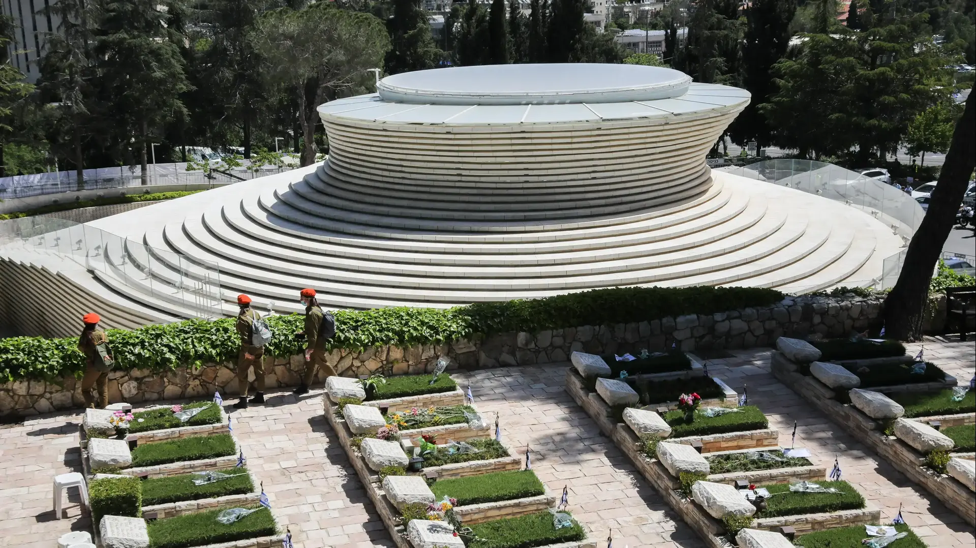 יום הזיכרון בהר הרצל, 28 באפריל 2020 יום הזיכרון בהר הרצל, 28 באפריל 2020